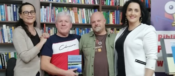 &bdquo;Czasem z rymem, czasem bez. Poezja i proza&rdquo; [Zdjęcia]