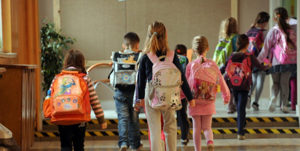ZUS: od 1 lipca można wnioskować o środki na wyprawkę szkolną "Dobry start"