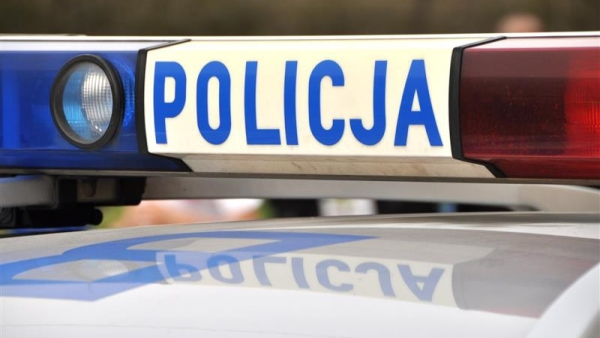 Motocyklista uderzył w bariery i wpadł do rowu - DK8 całkowicie zablokowana