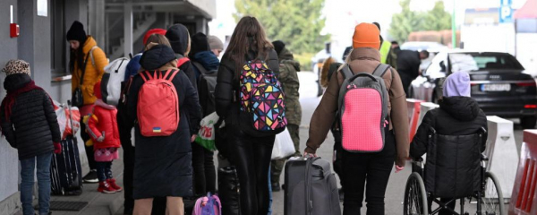 Szefernaker: nie możemy przekazywać środk&oacute;w na pomoc wszystkim uchodźcom w nieskończoność
