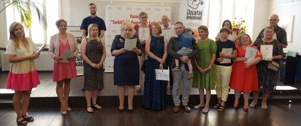 Uroczyste rozdanie grant&oacute;w w programie Działaj Lokalnie [Zdjęcia]