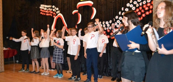 227. Rocznica Uchwalenia Konstytucji 3 maja w Krynkach [Zdjęcia]