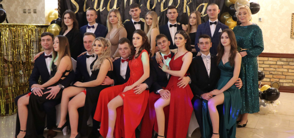 Studni&oacute;wka Zespołu Szk&oacute;ł Zawodowych w Sok&oacute;łce [Film, Zdjęcia]