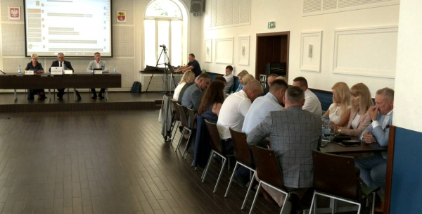 Burmistrz Sok&oacute;łki bez wotum zaufania [Film]
