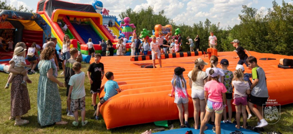 Rodzinny festyn w Zaśpiczach przyciągnął licznych uczestnik&oacute;w