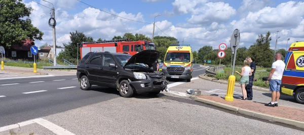 NA SYGNALE: Kolizja samochodu osobowego z motocyklem w Korycinie