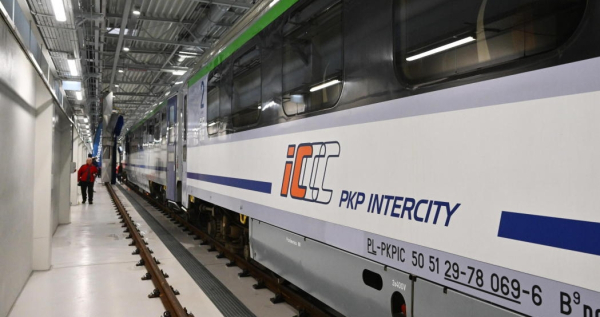 PKP Intercity znosi obowiązek rezerwacji miejsc w części pociąg&oacute;w
