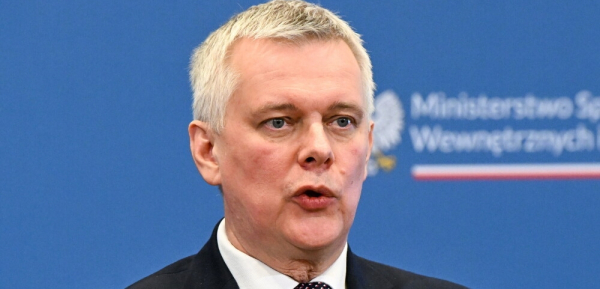 Zagraniczne gangi pr&oacute;bują wejść do Polski &ndash; MSWiA: &bdquo;Musimy reagować na brutalną przestępczość&rdquo;