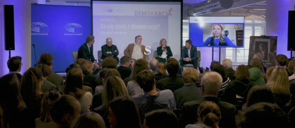 Czy demokrację trzeba wymyślić na nowo? &ndash; debata Parlamentu Europejskiego