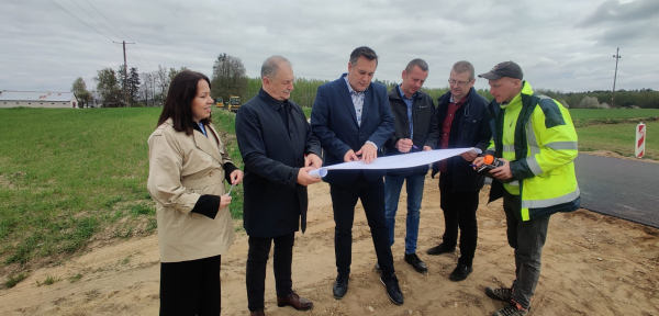 Trwa remont odcinka drogi powiatowej 1312B o długości 2,25 km na terenie gminy Jan&oacute;w w powiecie sok&oacute;lskim