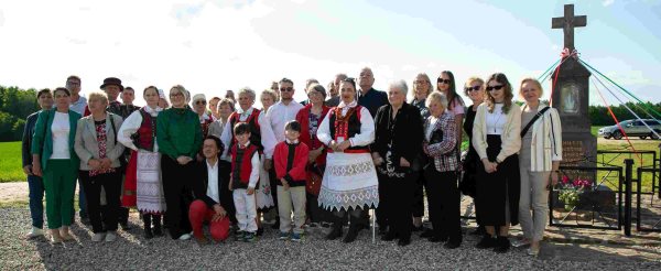 Symbol pamięci i wiary &ndash; odnowiona kapliczka w Dubnicy Kurpiowskiej.