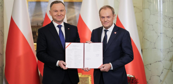 Prezydent Andrzej Duda powołał Donalda Tuska na premiera, a także ministr&oacute;w jego rządu