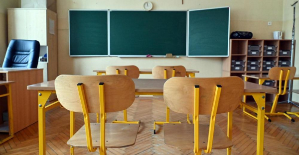 Czarnek: 10 stycznia szkoły wr&oacute;cą do stacjonarnej nauki, nie ma co do tego wątpliwości