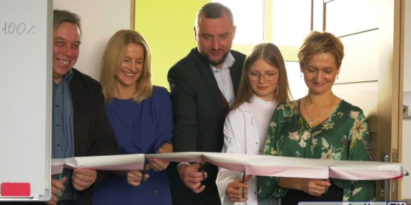 Nowoczesna pracownia laboratoryjna w Zespole Szkół w Dąbrowie Białostockiej