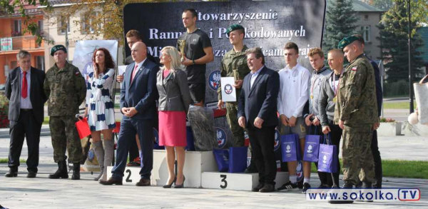 Młodzież i żołnierze stanęli do wsp&oacute;lnej rywalizacji [Film i Zdjęcia]