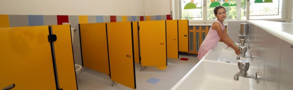 &bdquo;Wzorowa Łazienka&rdquo;! Podstaw&oacute;wki z woj. podlaskiego mają szansę na remont szkolnej łazienki [Konkurs]