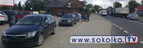 NA SYGNALE: Kolizja Opla z Mercedesem [Zdjęcia]