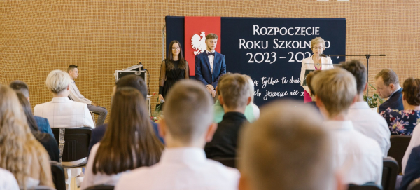 Początek roku szkolnego w Zespole Szk&oacute;ł Centrum Kształcenia Rolniczego w Janowie [Zdjęcia]