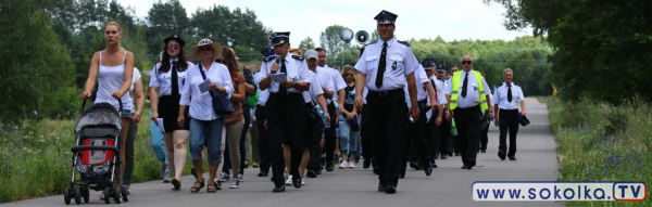 Strażacka pielgrzymka do R&oacute;żanegostoku