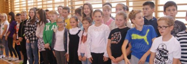 Dzień Edukacji Narodowej w dąbrowskiej podstaw&oacute;wce [Zdjęcia]