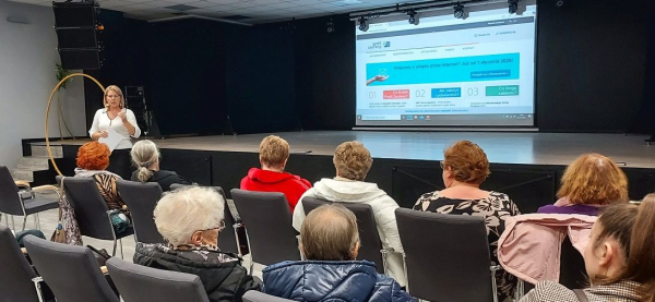 Jak korzystać z narzędzi elektronicznych w kontaktach z US? - spotkania informacyjne z podlaską KAS